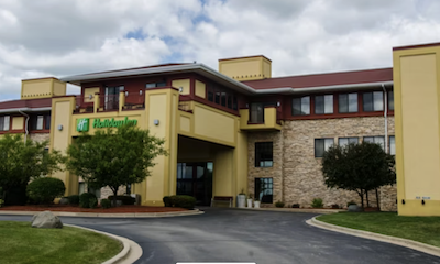 Holiday Inn Pewaukee-Milwaukee West.